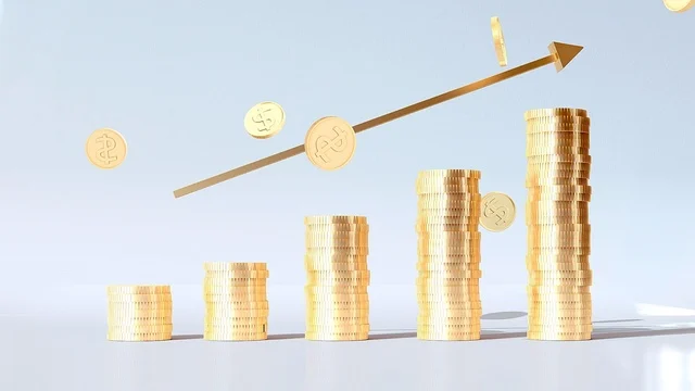 A coin-growth composition for financial visual storytelling.